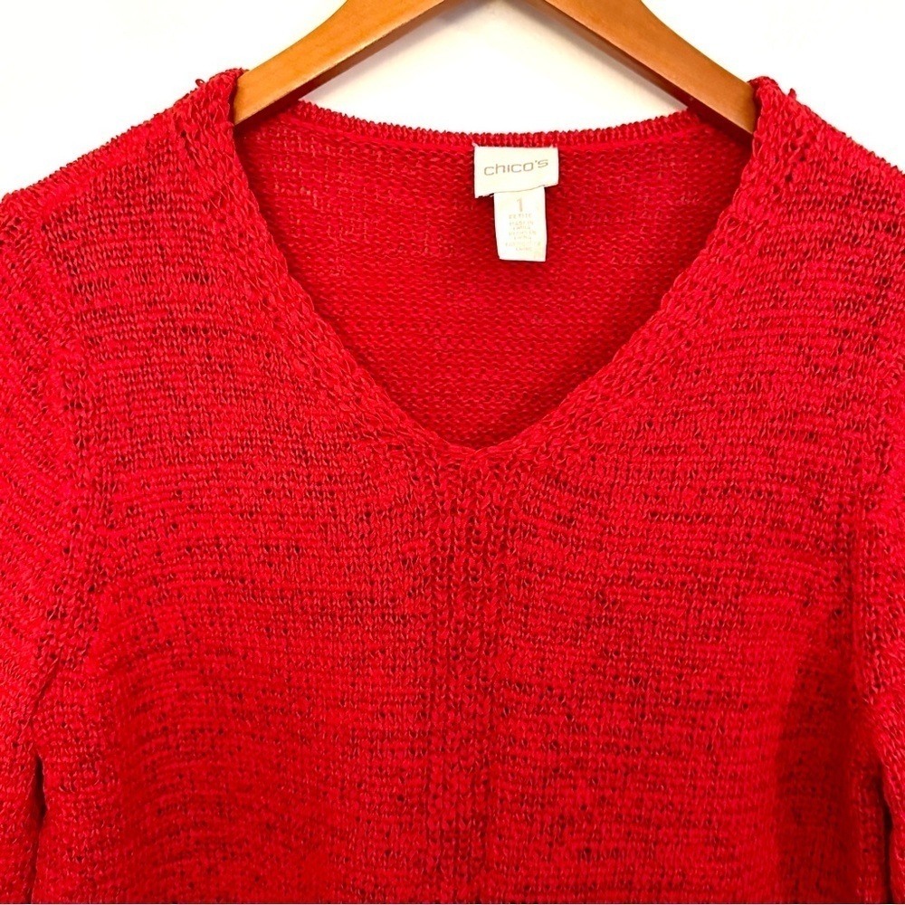 Chico’s Red V-Neck Petite Split Hem Sweater Size 1 Small or 8/10 - Picture 5 of 10